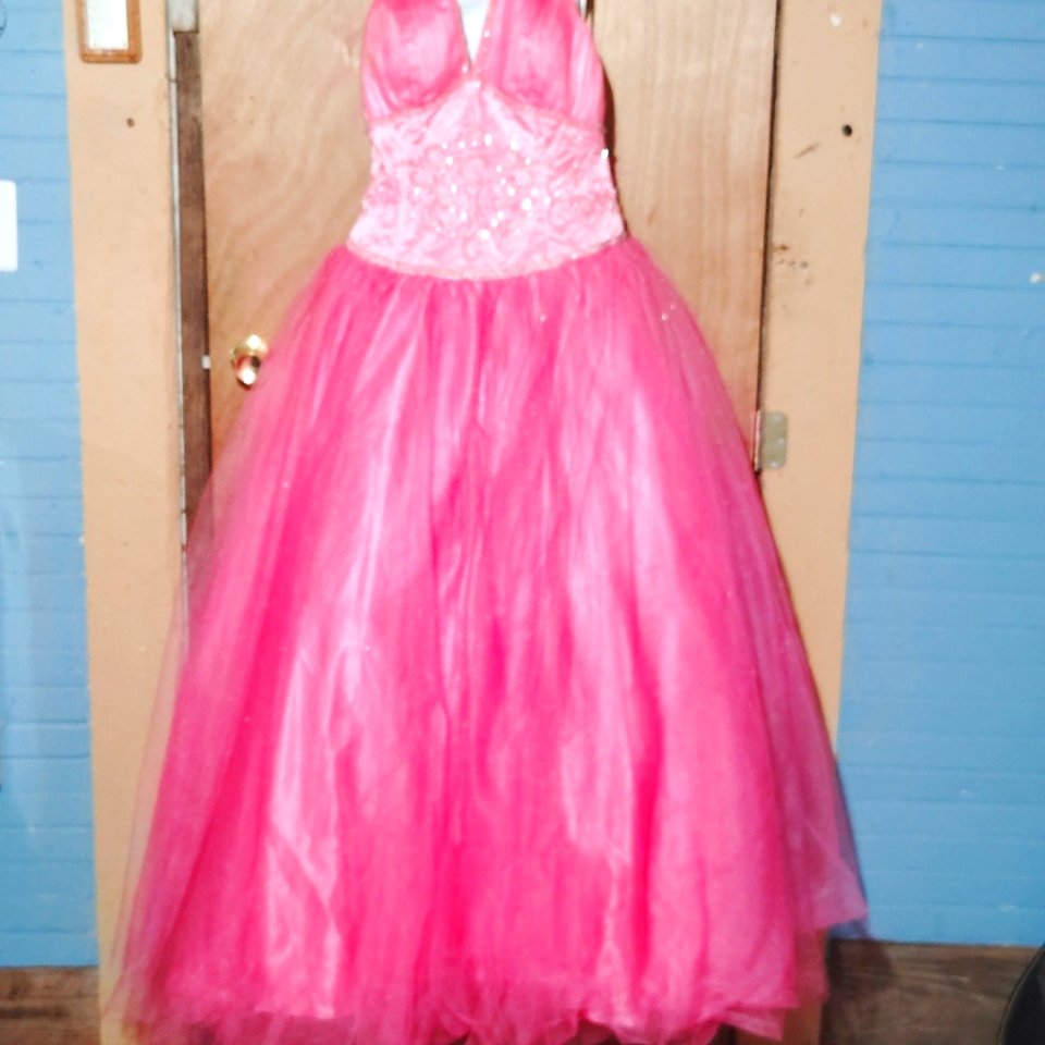 Quinceancra Or Ballroom Gown Prom